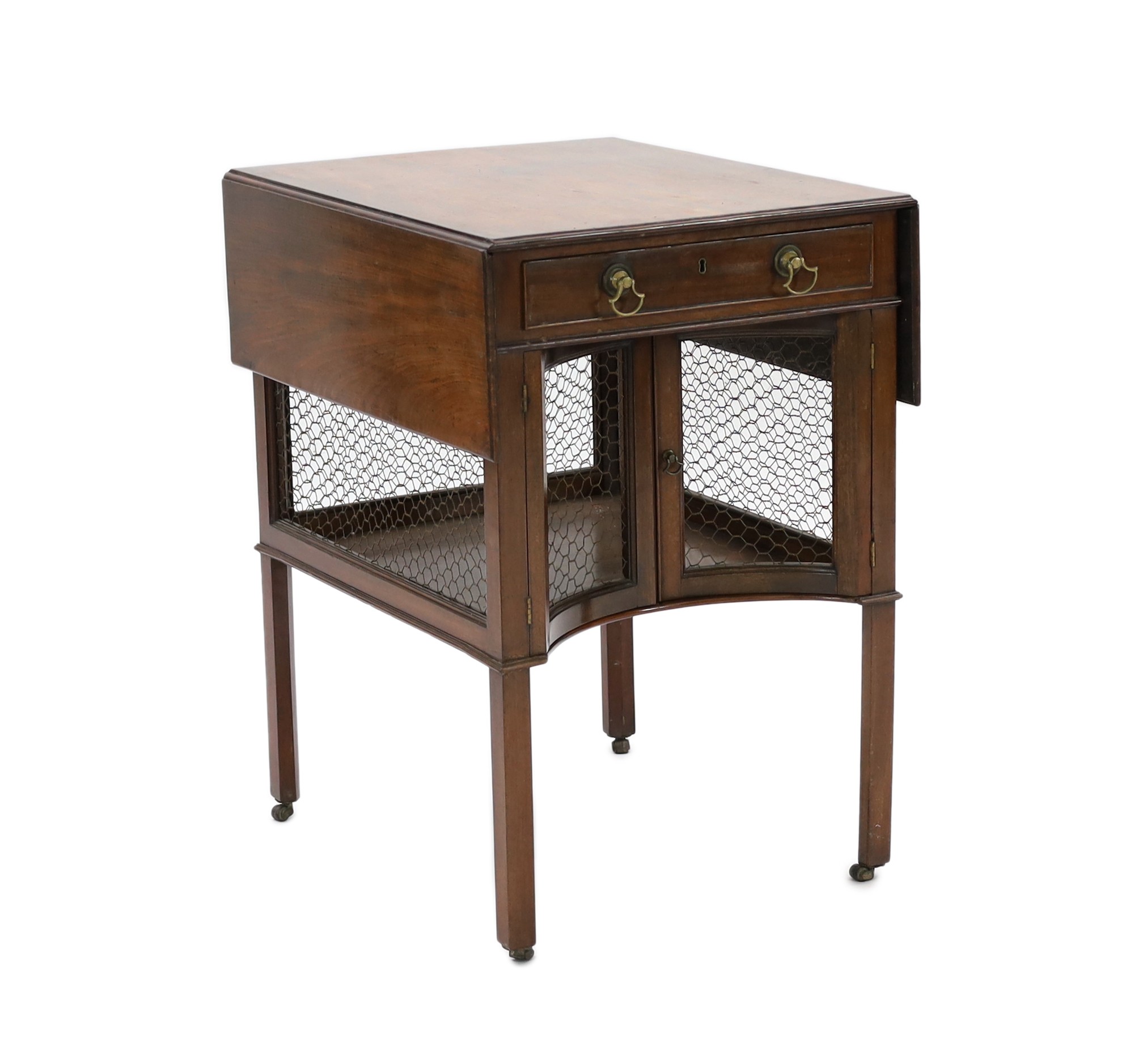 A George III mahogany Pembroke breakfast table, W.49cm D.59cm H.72cm